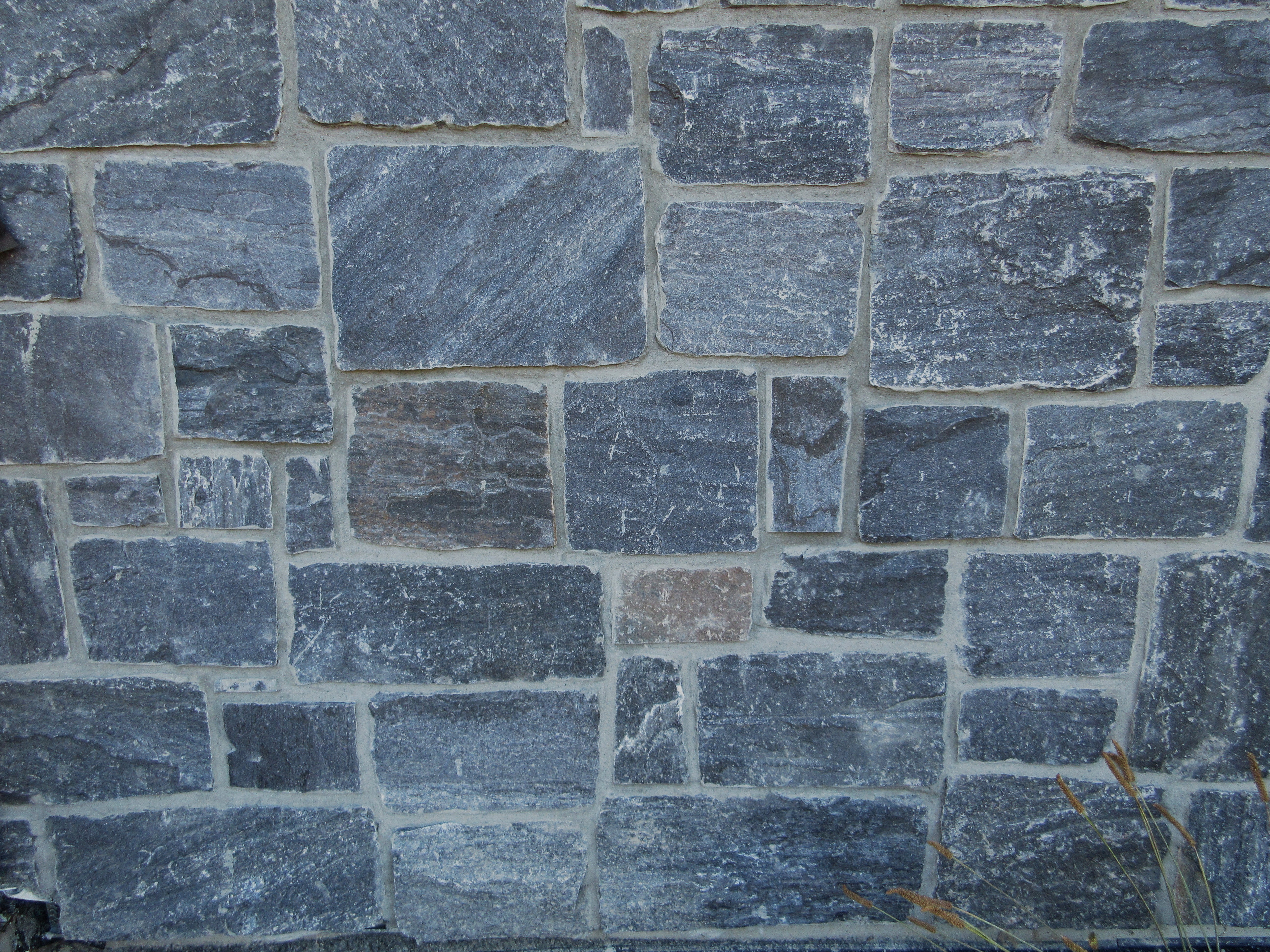 Mahal Natural Stone Collection | Thinstone Veneer | Hardscape Pavers